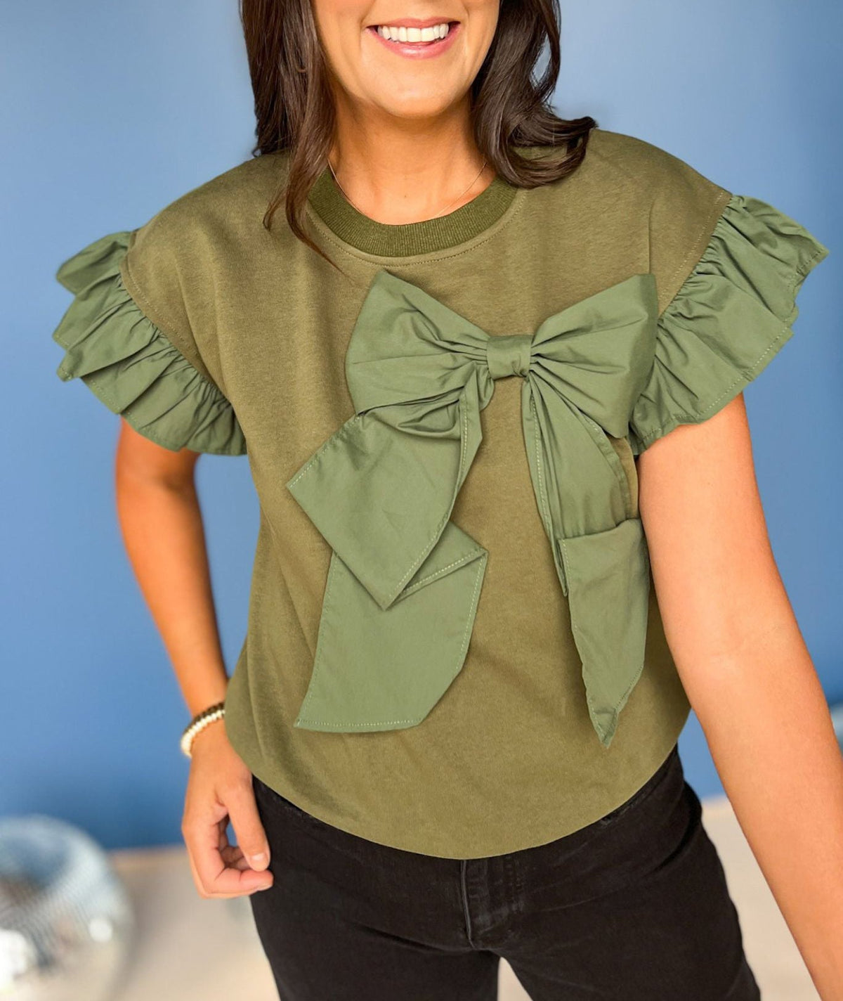 Limited time sale🔥 Contrast Ribbon Bow Ruffle Sleeve Top