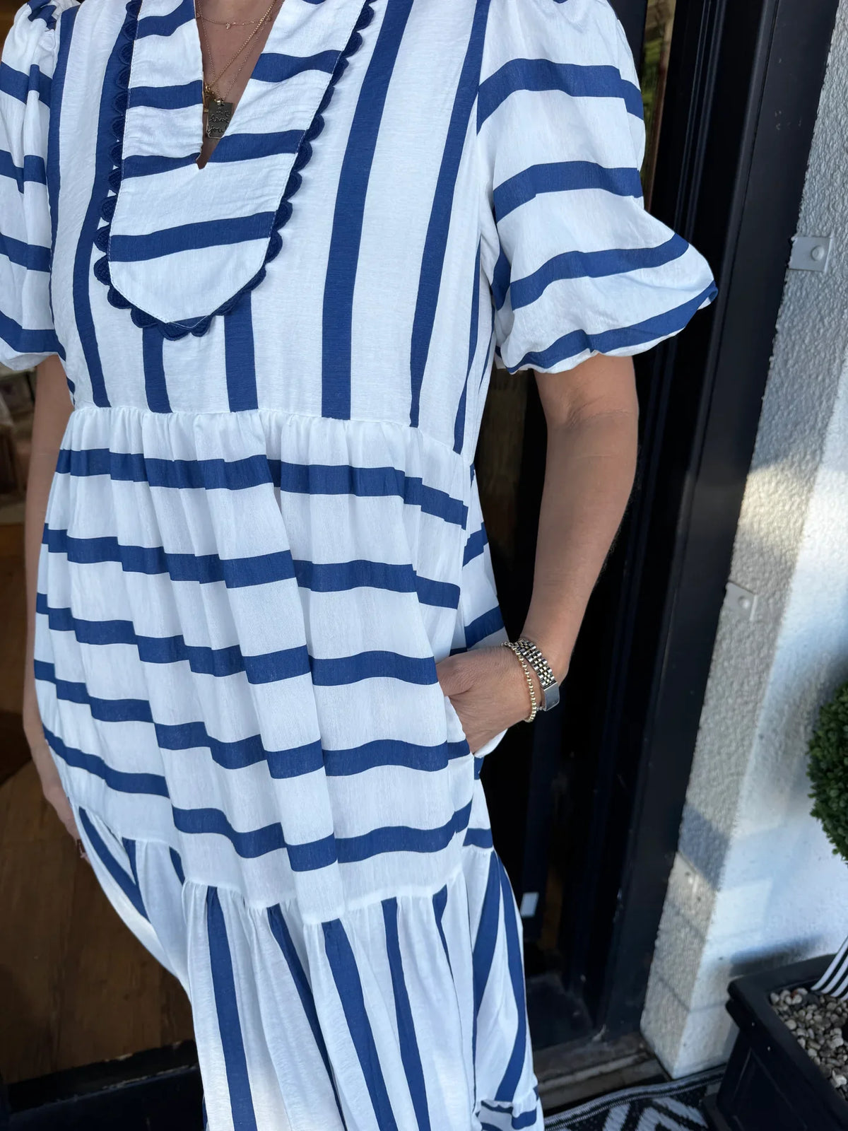 Limited time sale🔥Women's Short Bubble Sleeve Striped Dress With Pockets