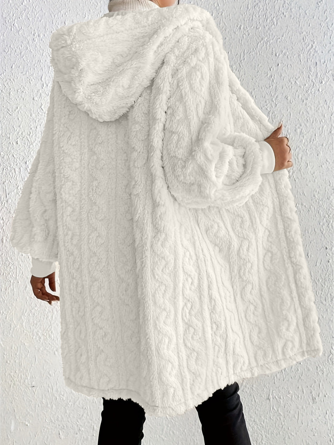 HOT SALE🔥Women's Plush Fleece Soft Midi-Length Jacket with Pockets