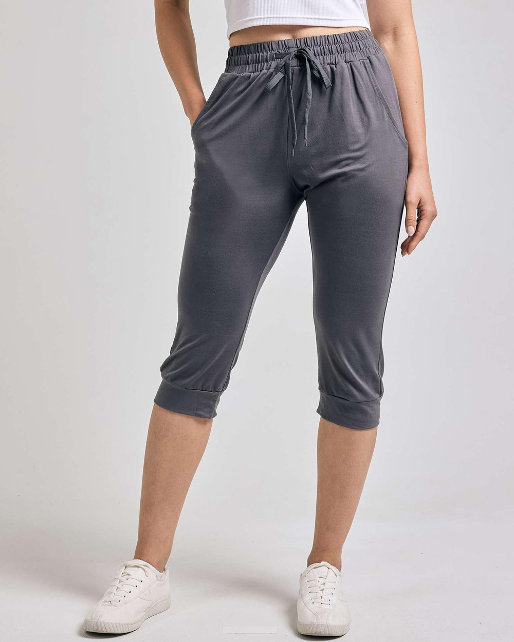 Women's Ultra Soft Lounge Capri Joggers Sweatpants Athletic Yoga with Pockets