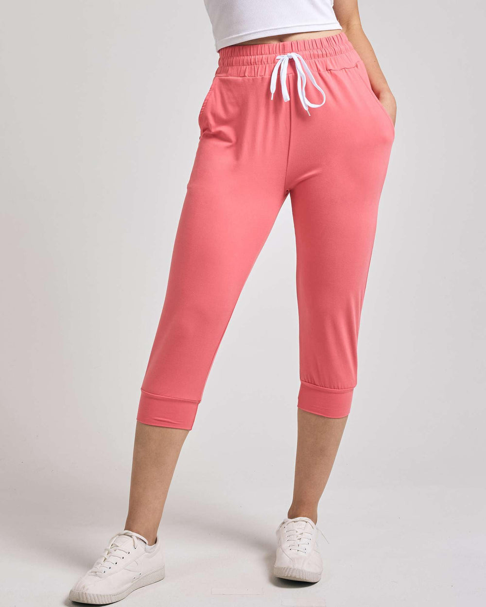 Women's Ultra Soft Lounge Capri Joggers Sweatpants Athletic Yoga with Pockets