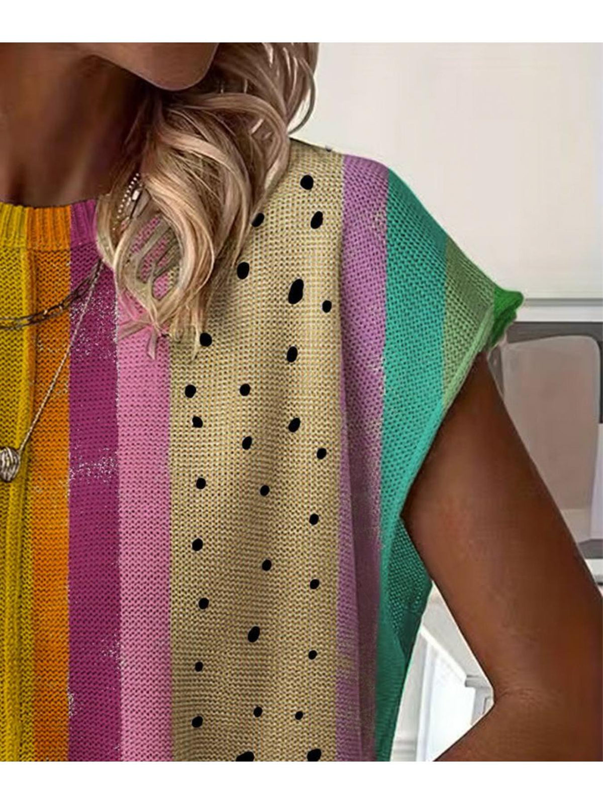 Women's Crew Neck Drop-shoulder Loose Fit Contrast Splicing Print Knit Top