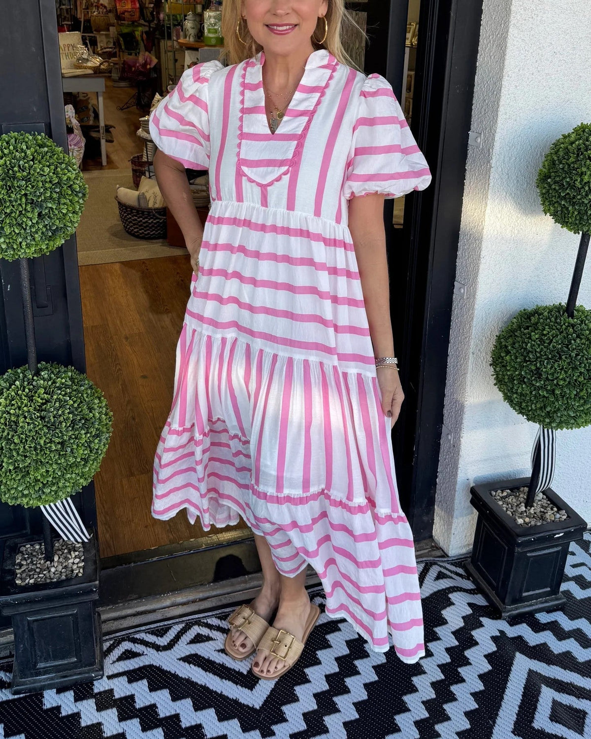 Limited time sale🔥Women's Short Bubble Sleeve Striped Dress With Pockets