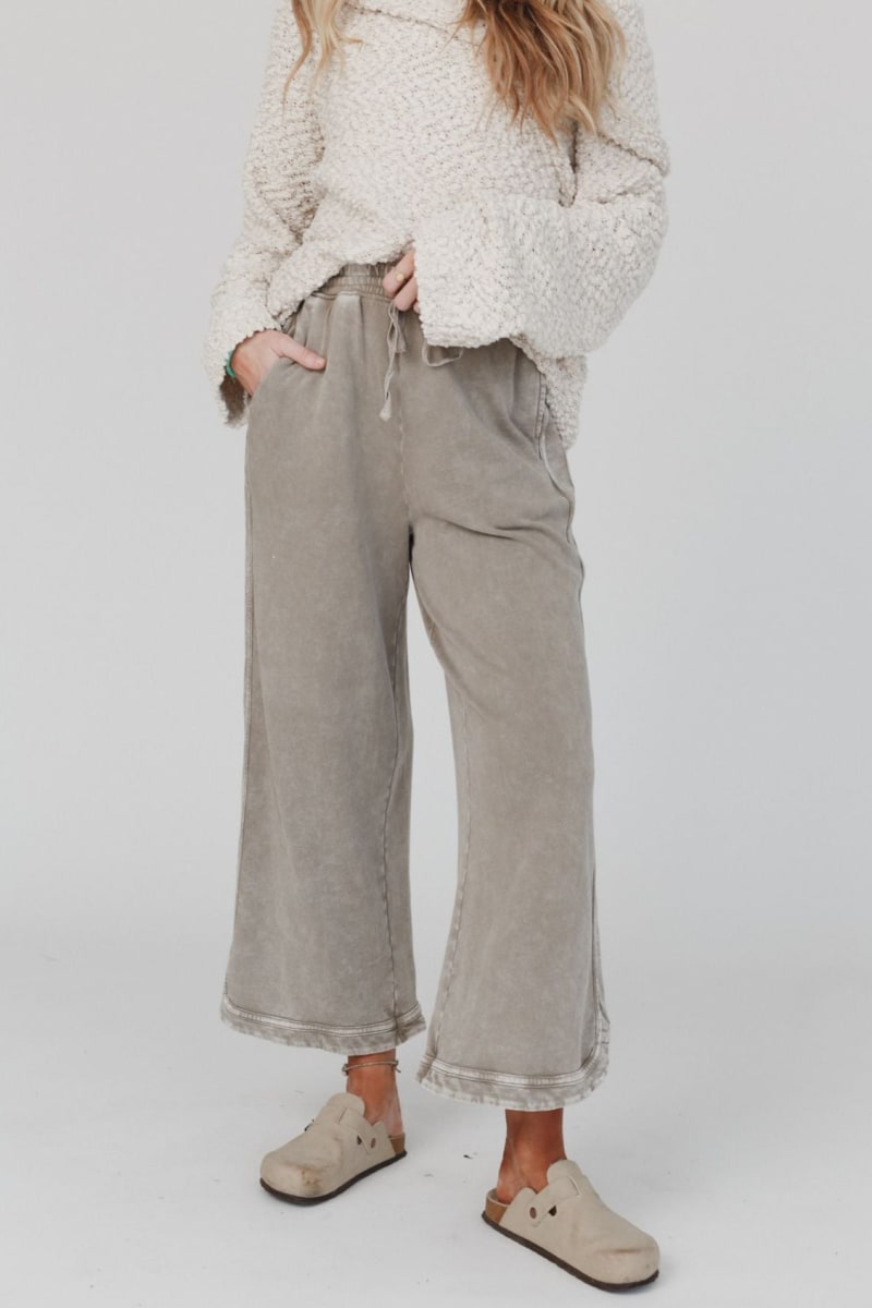 Limited time sale🔥So Comfy Wide Leg Pant Cropped Length