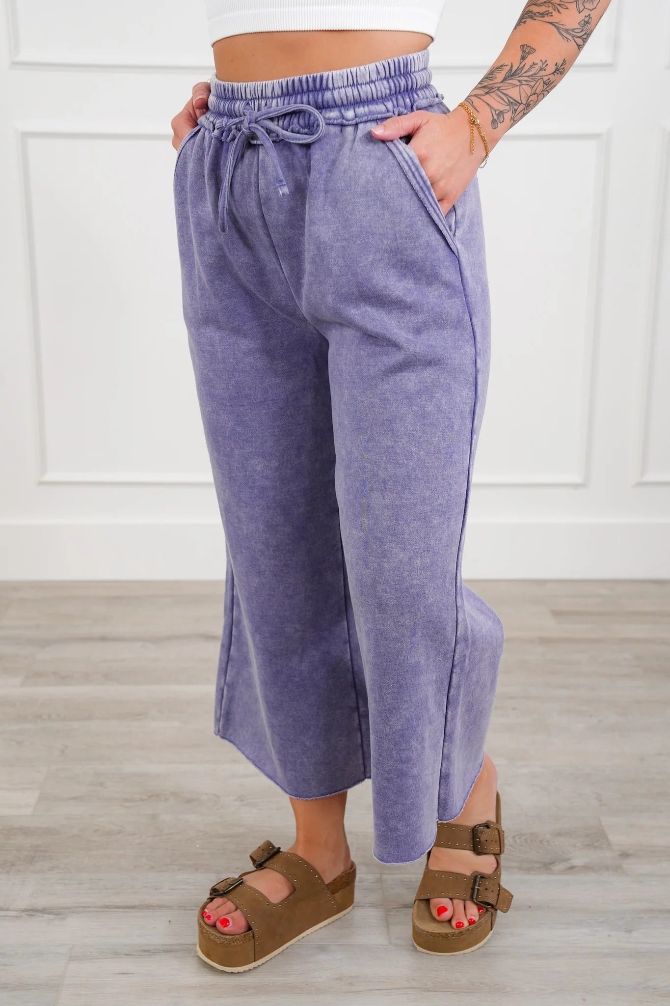 ✨ Women's Comfy Acid Wash Palazzo Sweatpants with Pockets