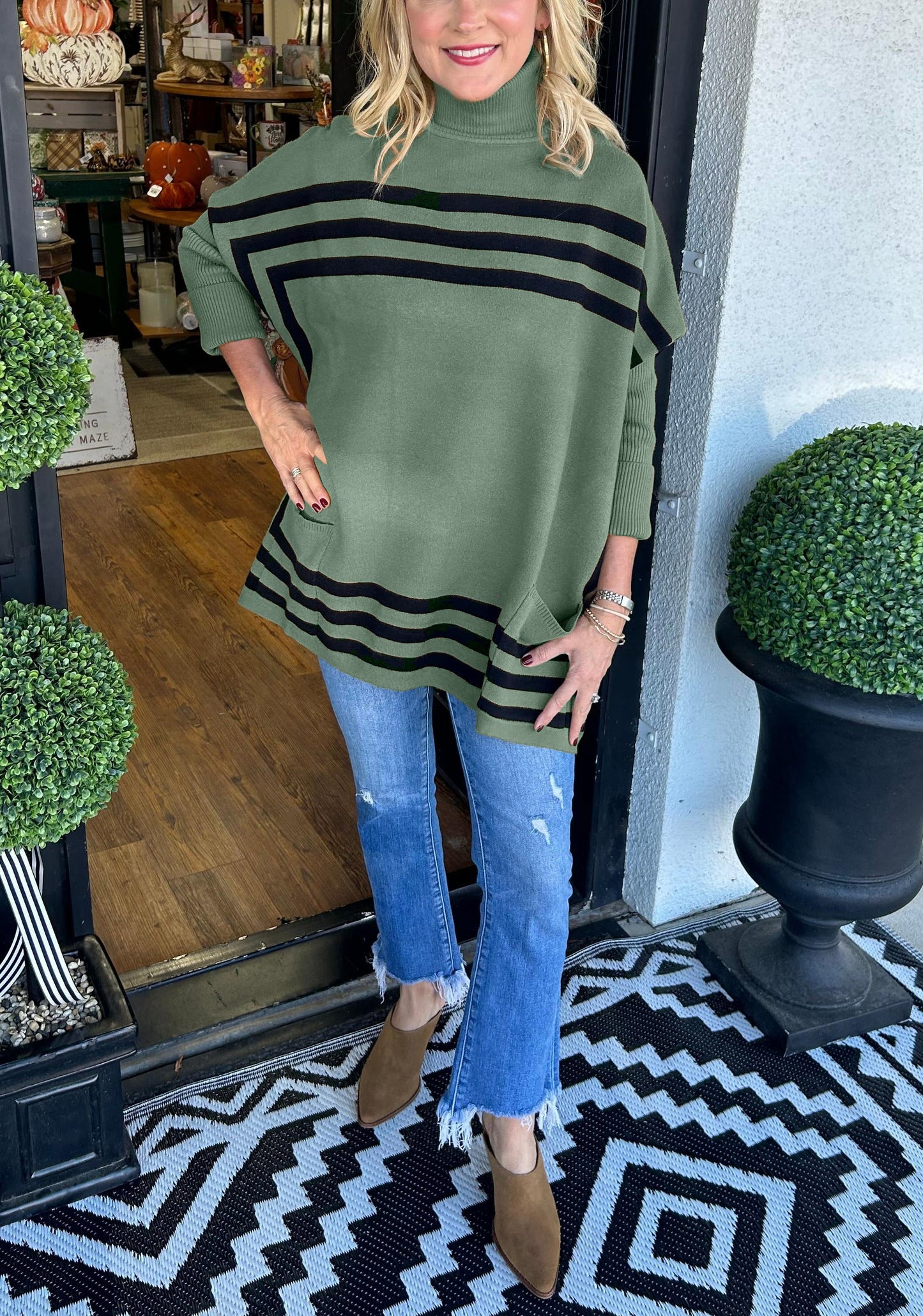Turtleneck bat sleeve striped sweater