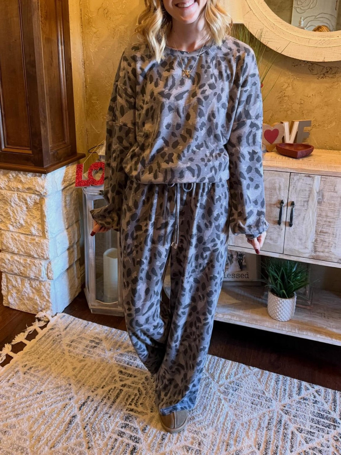 Limited time sale🔥Women's Cozy Leopard Print Two - Piece Set