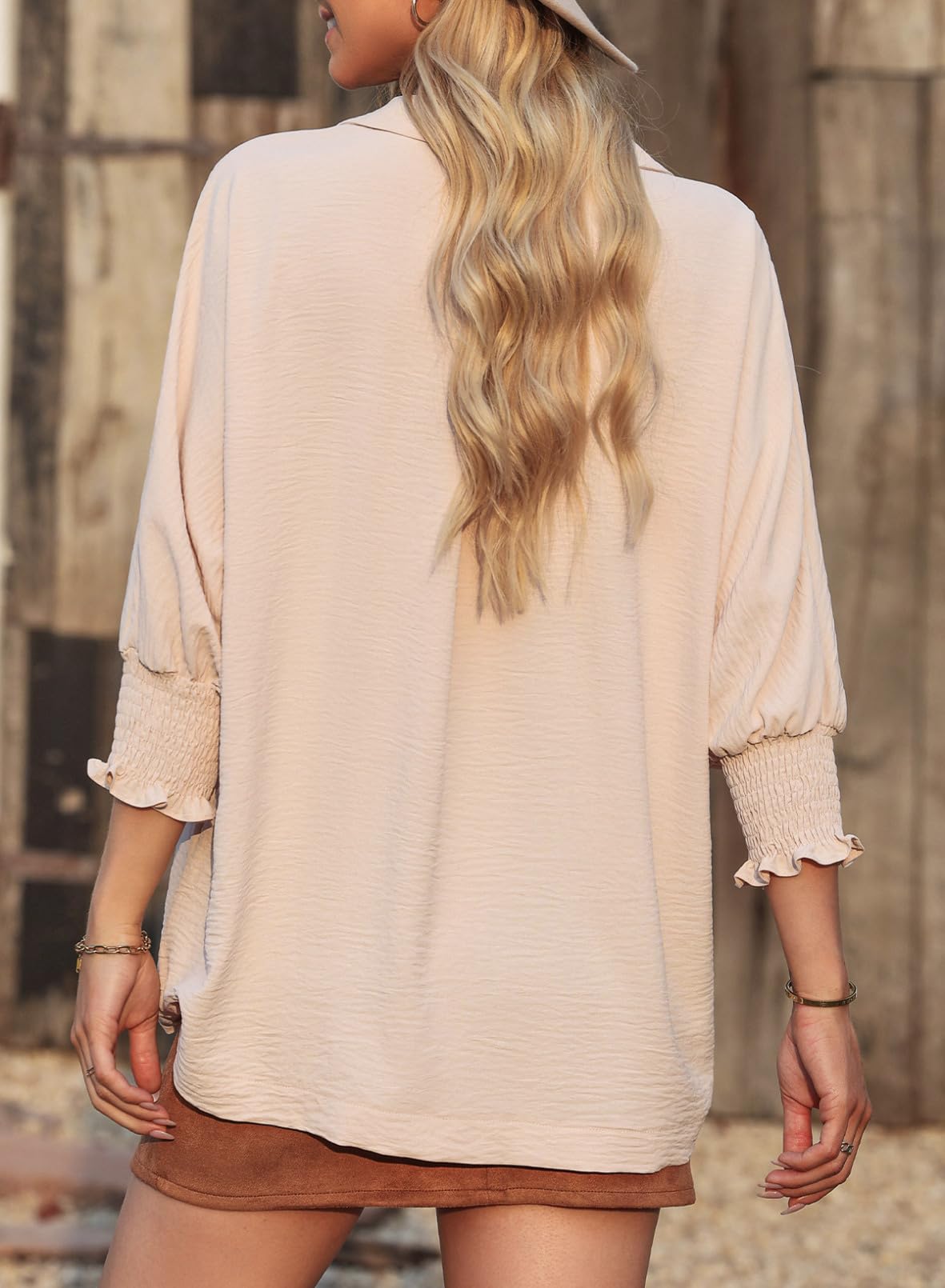 Limited time sale 🔥Womens Casual 3/4 Sleeve V Neck Loose Fit Basic Tees