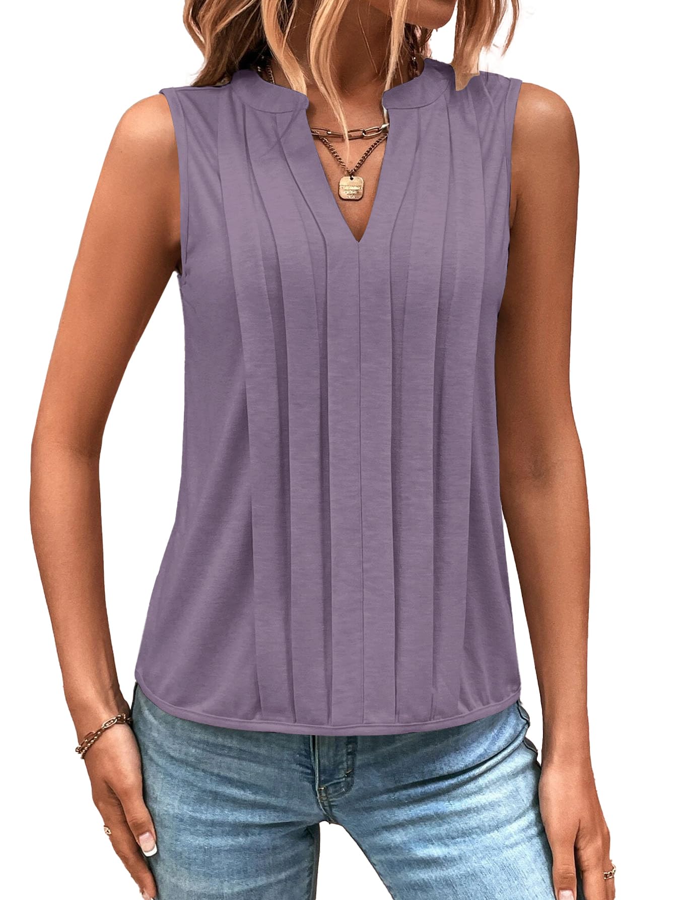 ✨2025 New Women's Sleeveless Notched V Neck Tank Tops