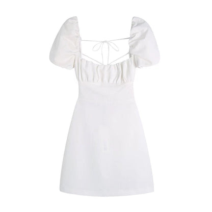Dreamy spring dress with puff sleeves