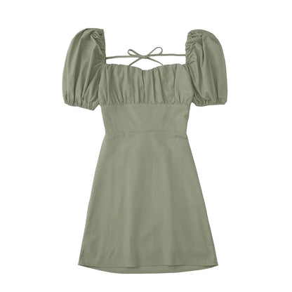 Dreamy spring dress with puff sleeves
