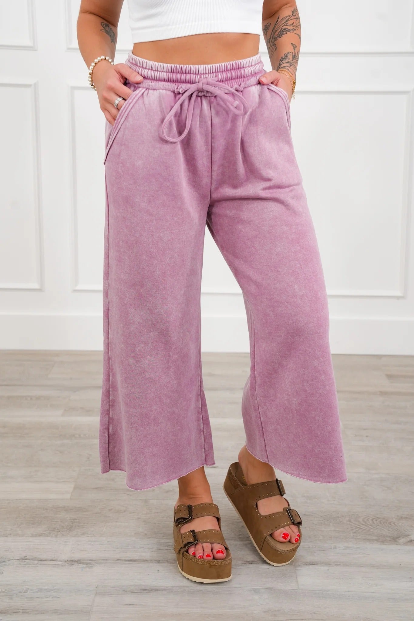 ✨ Women's Comfy Acid Wash Palazzo Sweatpants with Pockets