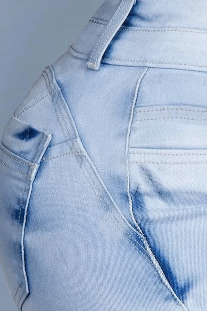 2022 Button Front Butt Lifting Flare Jeans