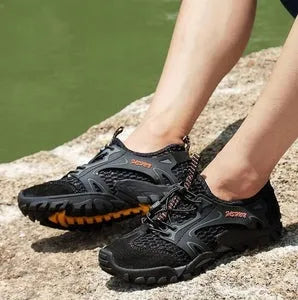 Men's Breathable Mesh Casual Light Outdoor Hiking Shoes