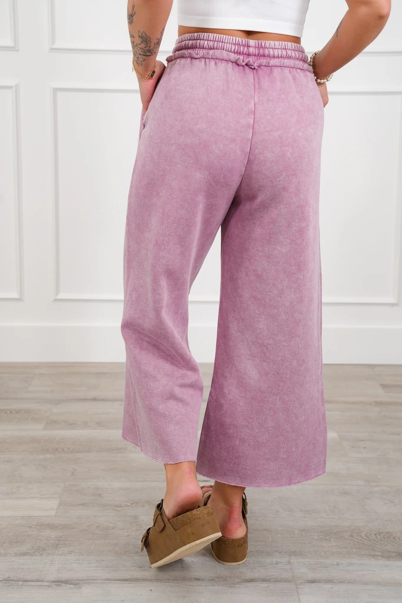 ✨ Women's Comfy Acid Wash Palazzo Sweatpants with Pockets